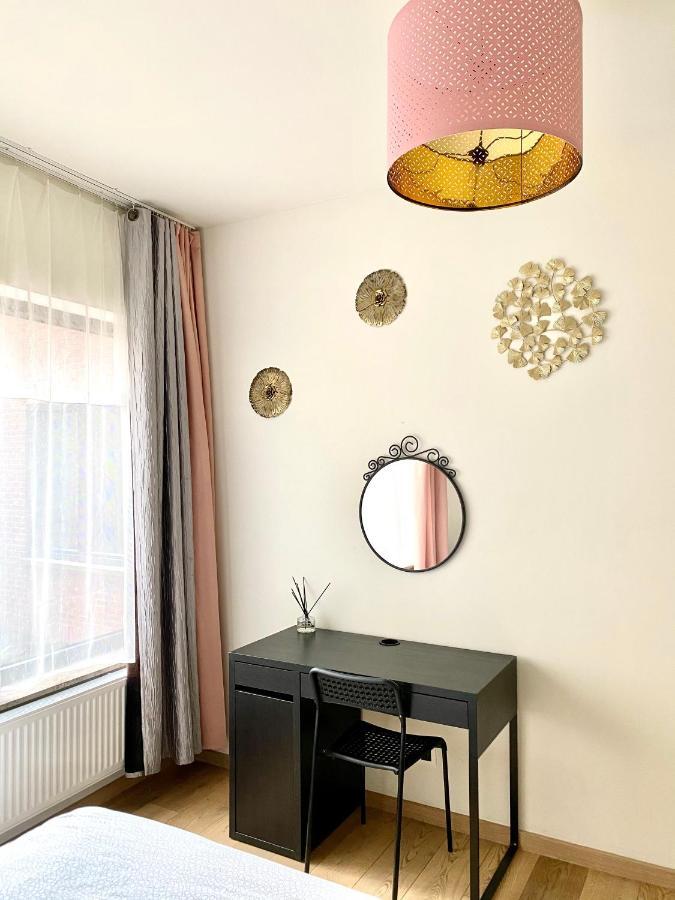 Brial Apartment 2 Bedrooms, Антверпен Экстерьер фото